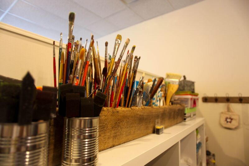 brushes and sponges